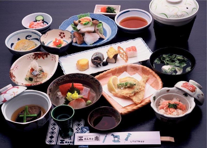 Onyado Megumi Hotel Yugawara Exterior foto